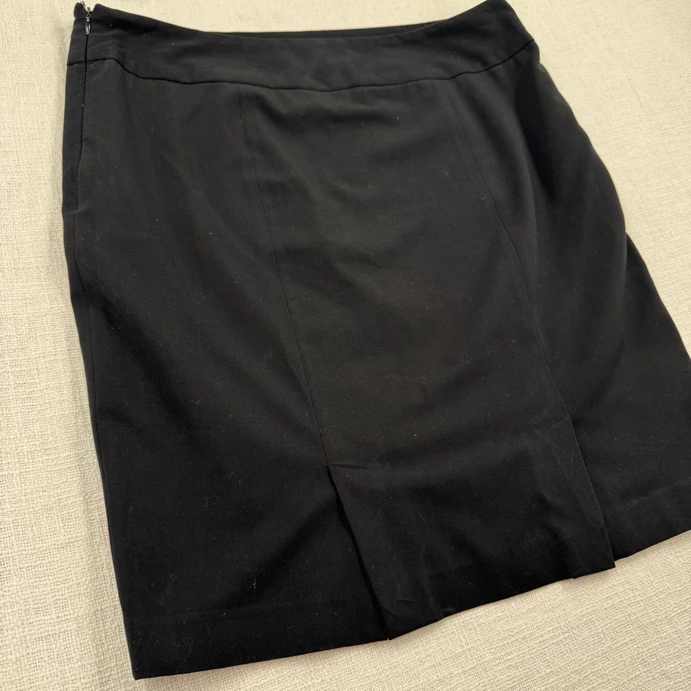 Liz Claiborne liz claiborne